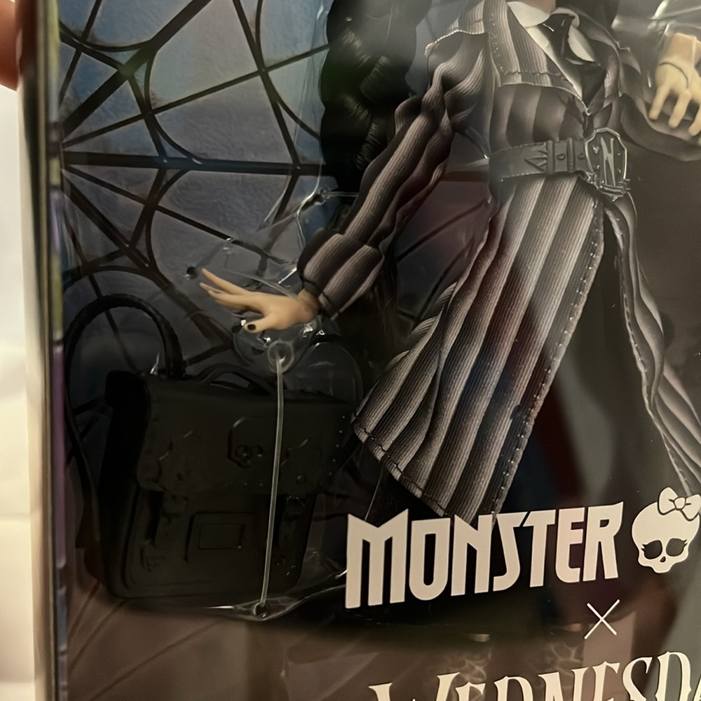 Monster High Wednesday Adam’s Doll RARE - Picture 4 of 10